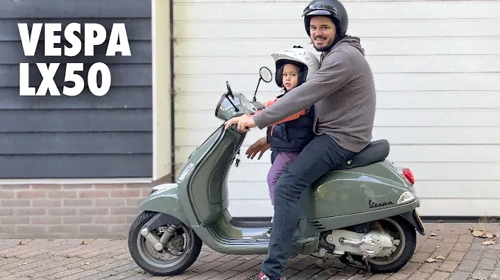 Vespa LX50   Walk around and Ride