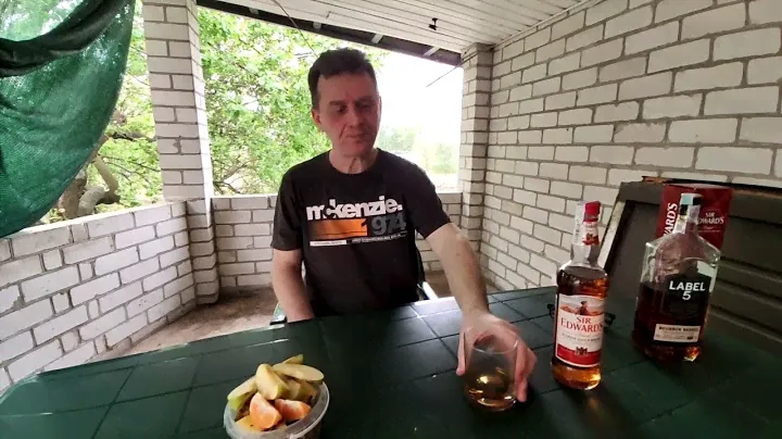 Виски Sir Edwards 3 года выдержки 0.7 л 40% енд Label 5 Single Grain Scotch Whisky