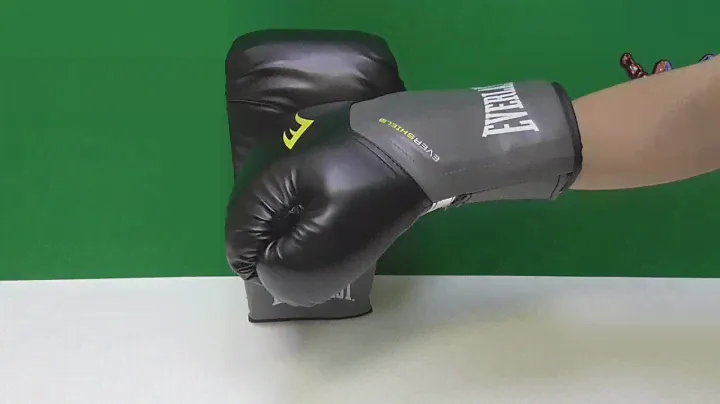 Боксерские перчатки Everlast Pro Style Elite черные