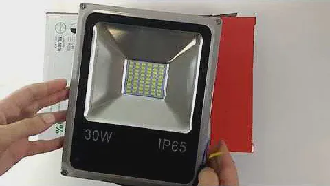 Вскрытие LED прожектора на 30 Вт 💡