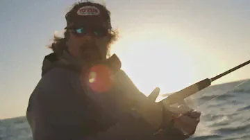 Carter Andrews Catching Trophies Using Yo-Zuri TopKnot Leader