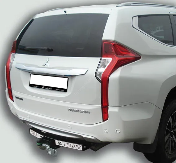 Фиксированный фаркоп Leader Plus с нержавеющей пластиной для Mitsubishi Pajero Sport (2016-2019)-0