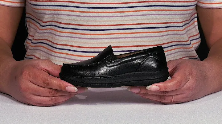 Florsheim Kids Central Jr. Moc Toe Venetian Loafer (Toddler/Little Kid/Big Kid) SKU: 9893858