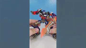 This Optimus Prime toy is INCREDIBLE and you're MISSING OUT. Transformers Revoltech